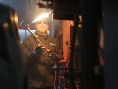 Jesse James pushes custom builds to the limit in MONSTER GARAGE, premiering January 4 on discovery+.