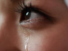 New technology is helping scientists decipher microscopic tear particles to offer clues to what’s going on inside the body. With a simple few drops of tears, this technology can help doctors and scientists detect eye disease and signs of diabetes.