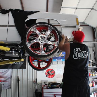 Top Racers Put Their Building Skills to the Test on STREET OUTLAWS: END GAME