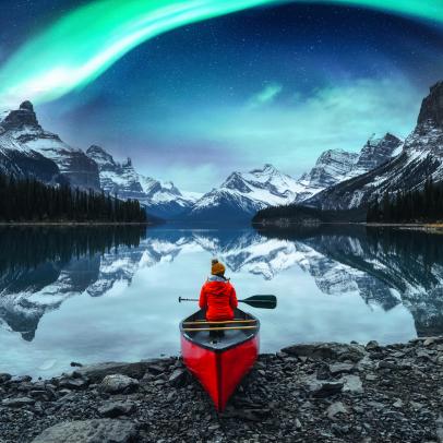 Curiosity Daily Podcast:The Myth of Man Flu, Arctic Lakes, Buzzing Bats